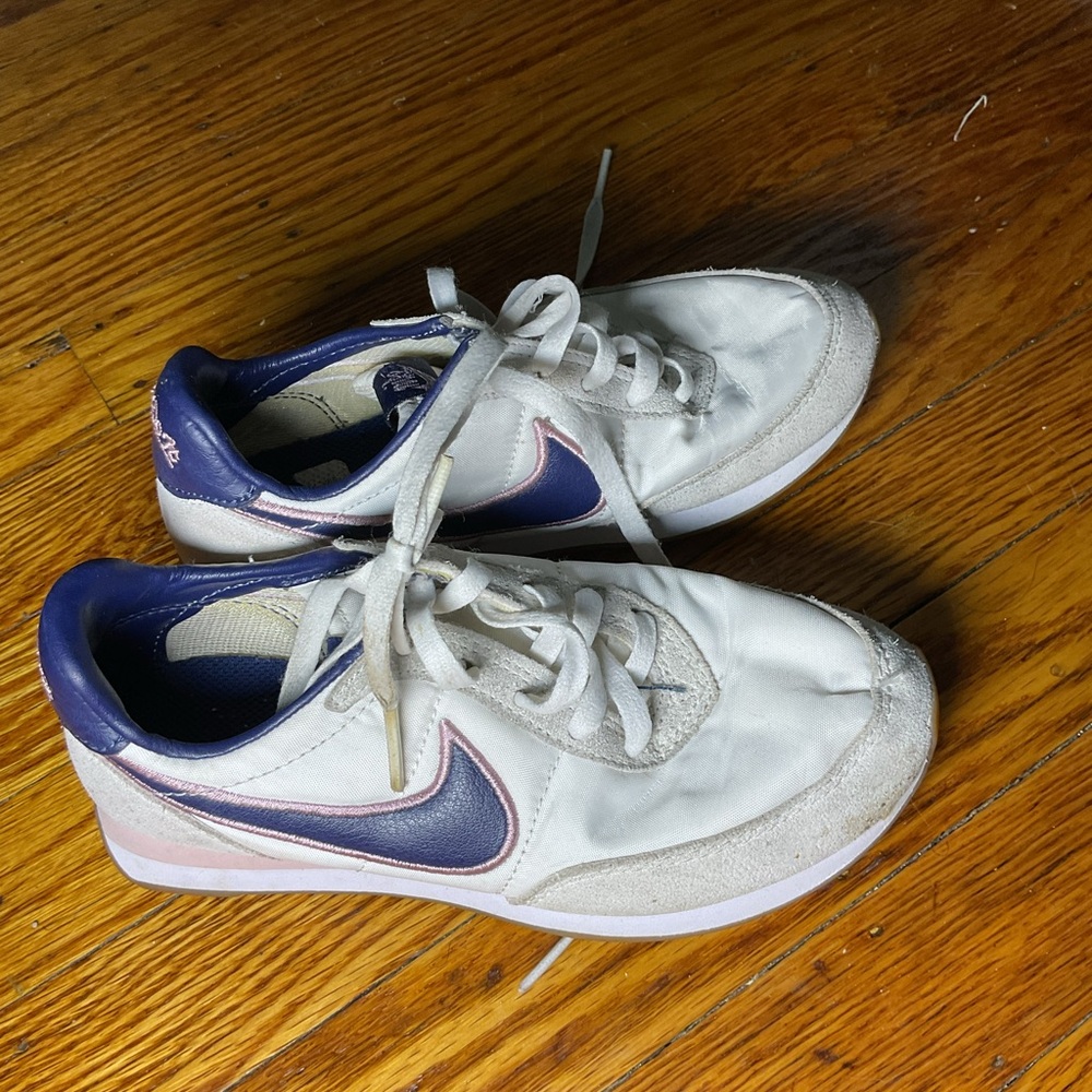 Kids Nike waffle trainers